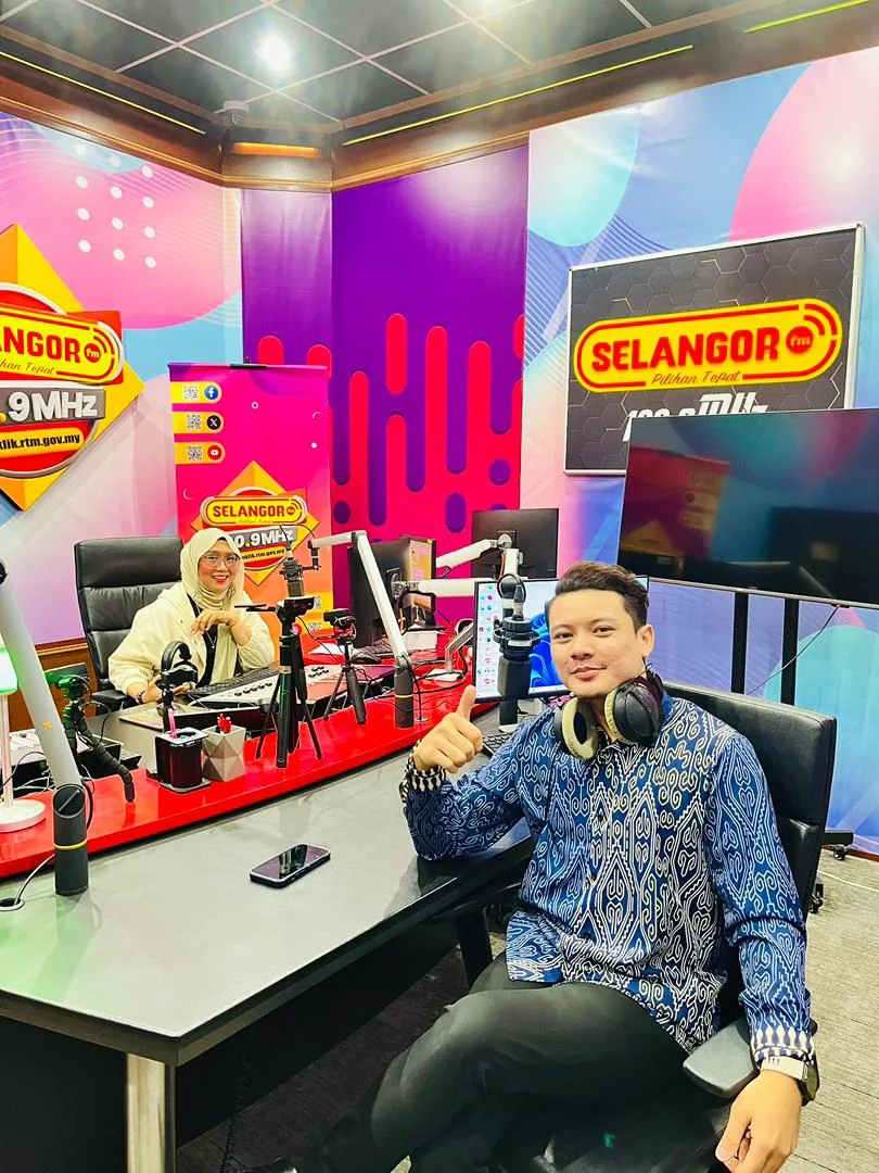 Nique at Selangor FM RTM